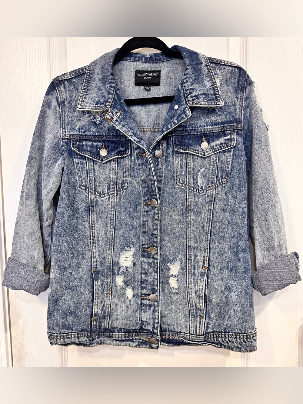 VELVET HEART Light Acid Wash Distressed Jean Jacket - Blue